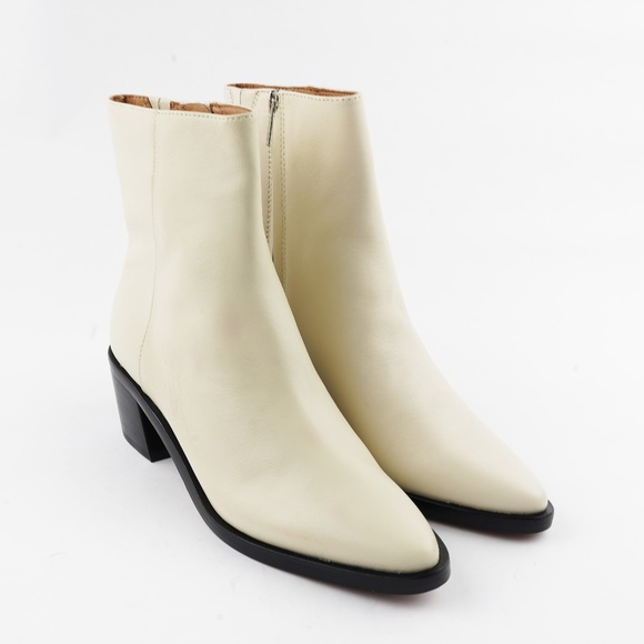 MADEWELL Size 6 The Darcy Ankle Boot in Pale Parchment - Picture 3 of 9